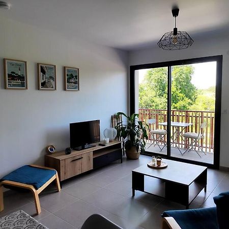 Location De Vacances A Andernos - Appartement 2 Chambres Dans Residence Neuve 外观 照片