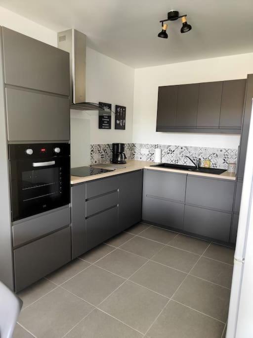 Location De Vacances A Andernos - Appartement 2 Chambres Dans Residence Neuve 外观 照片